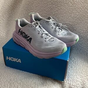 Hoka Rincon womens 7.5 b (medium)grey with lavender euc